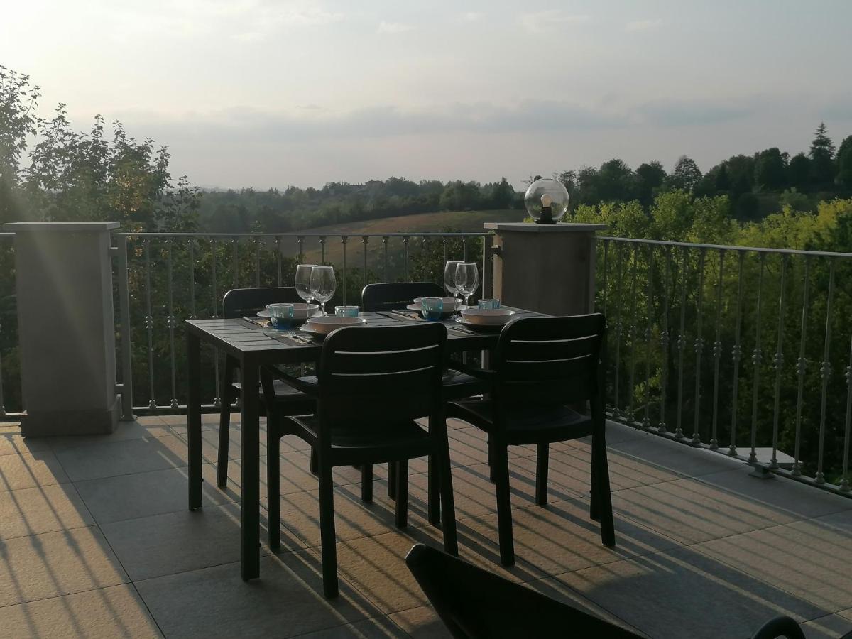 Casa Graziella- La Terrazza Villa Portacomaro Luaran gambar